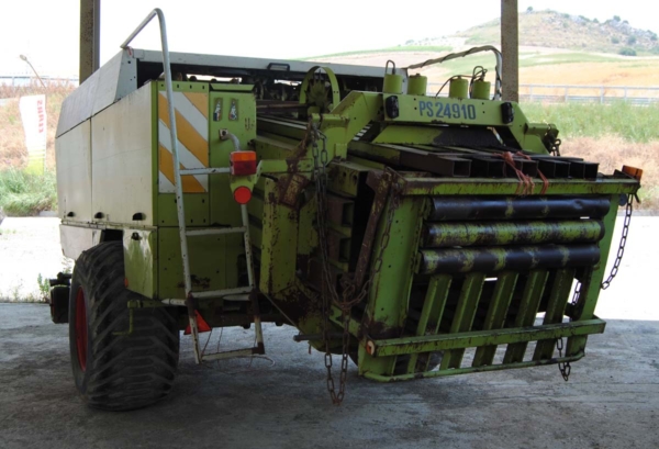 RotopressaGigante_usato_sicilia_Claas_CCMsrl3