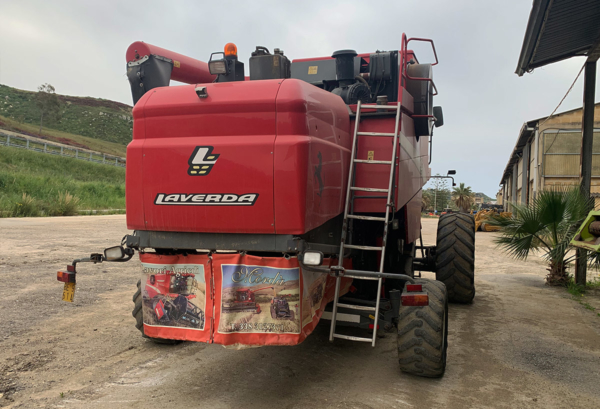 Mietitrebbia_Laverda_usato_sicilia_04